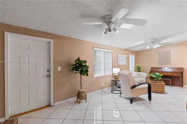 $669,000 | 7600 West 12th Avenue, Hialeah, FL 33014
