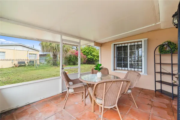 $669,000 | 7600 West 12th Avenue, Hialeah, FL 33014