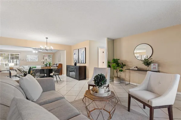 $669,000 | 7600 West 12th Avenue, Hialeah, FL 33014