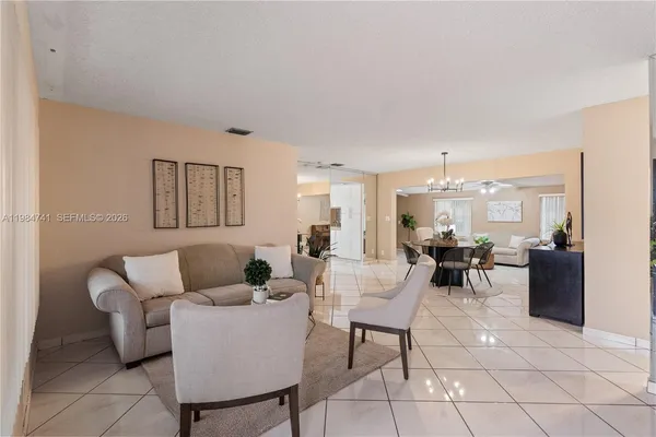 $669,000 | 7600 West 12th Avenue, Hialeah, FL 33014