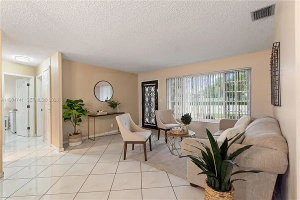 $669,000 | 7600 West 12th Avenue, Hialeah, FL 33014