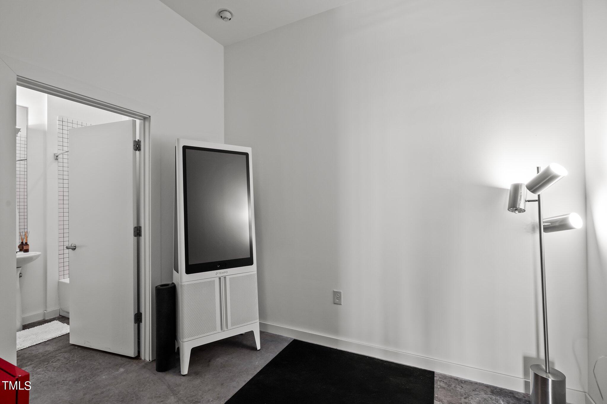 319 Fayetteville Street, Unit 511 Raleigh, NC 27601 - Photo 16 of 41 9-web-or-mls-_NFP8631