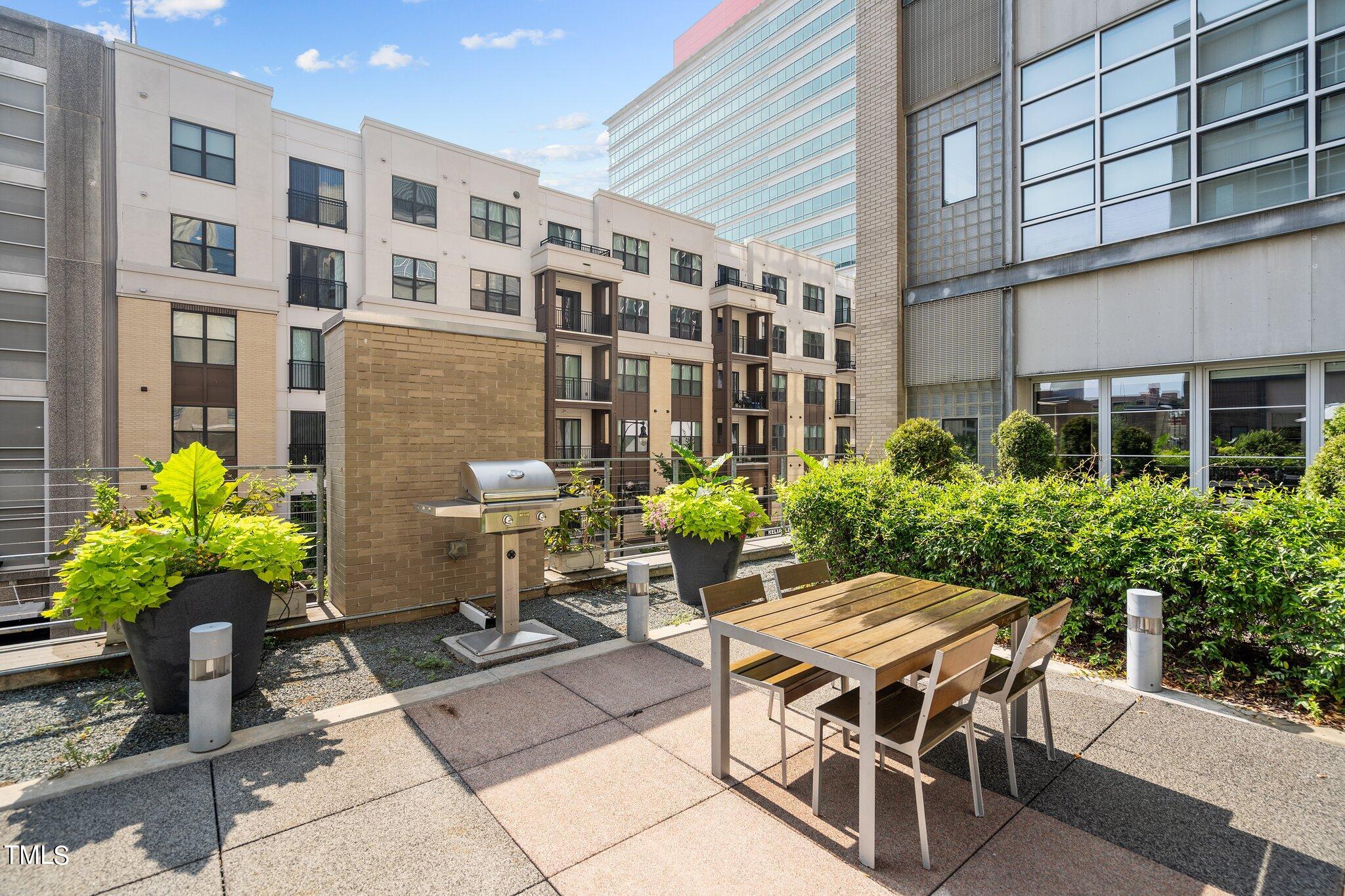 319 Fayetteville Street, Unit 511 Raleigh, NC 27601 - Photo 5 of 41 35-web-or-mls-_NFP8688