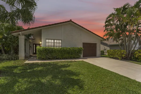 $4,500 | 10084 Camelback Lane, Boca Raton, FL 33498
