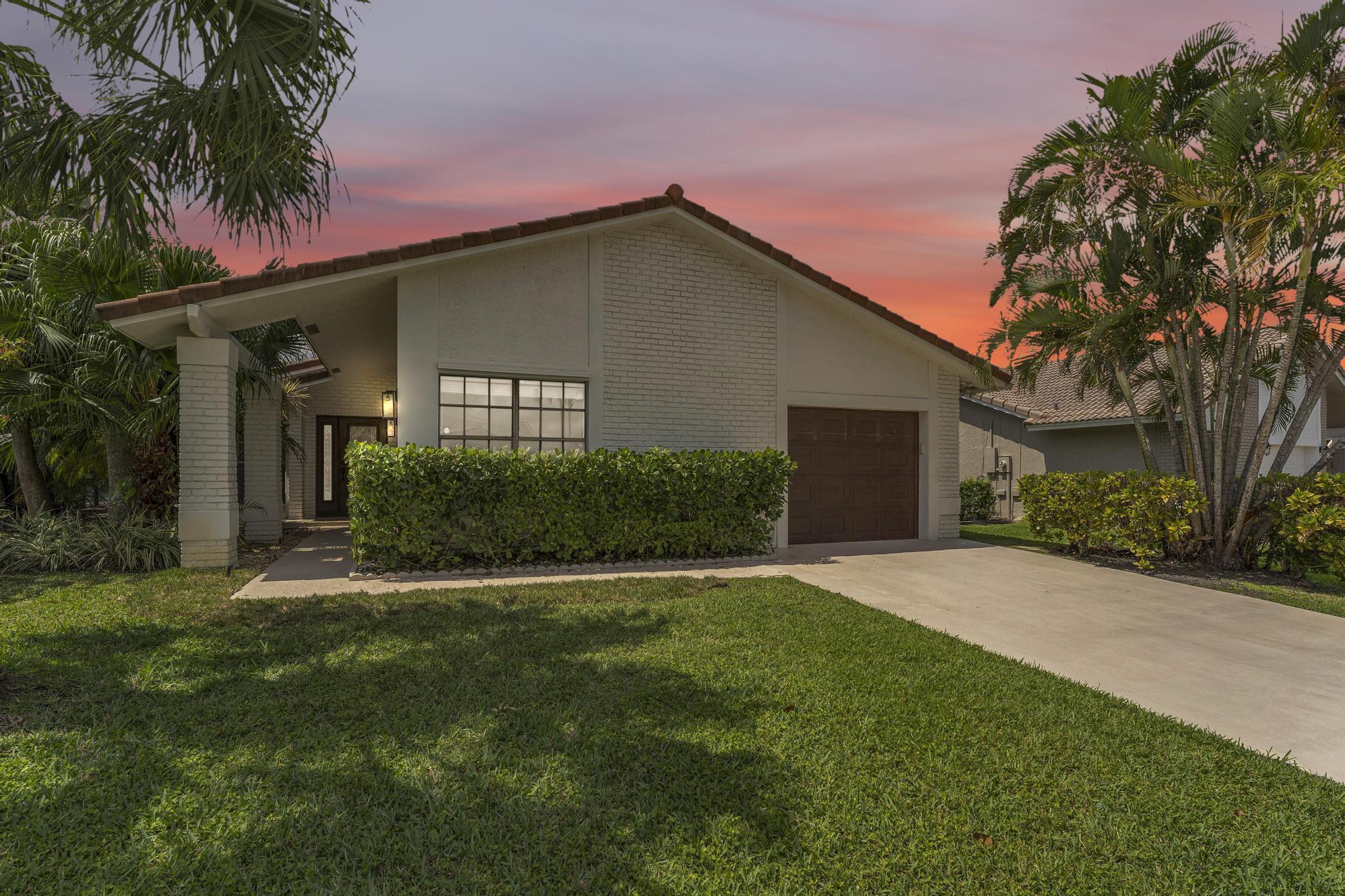10084 Camelback Lane Boca Raton, FL 33498 - Photo 1 of 18 DSC01251