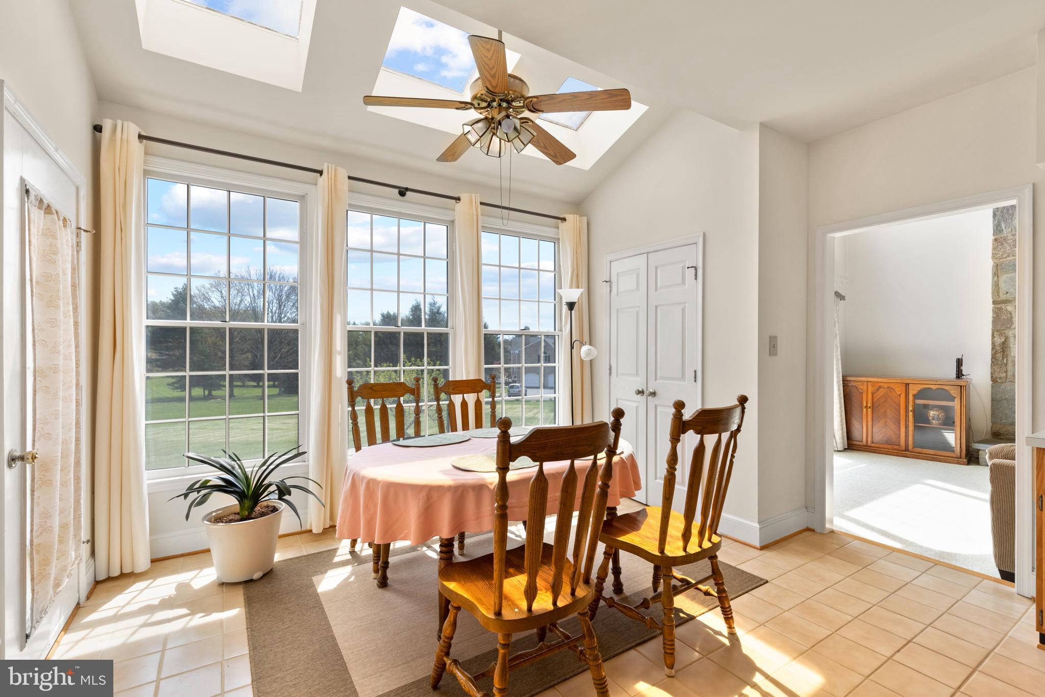 5610 Griffith Farm Road Derwood, MD 20855 - Photo 11 of 35 Gallery Image 11