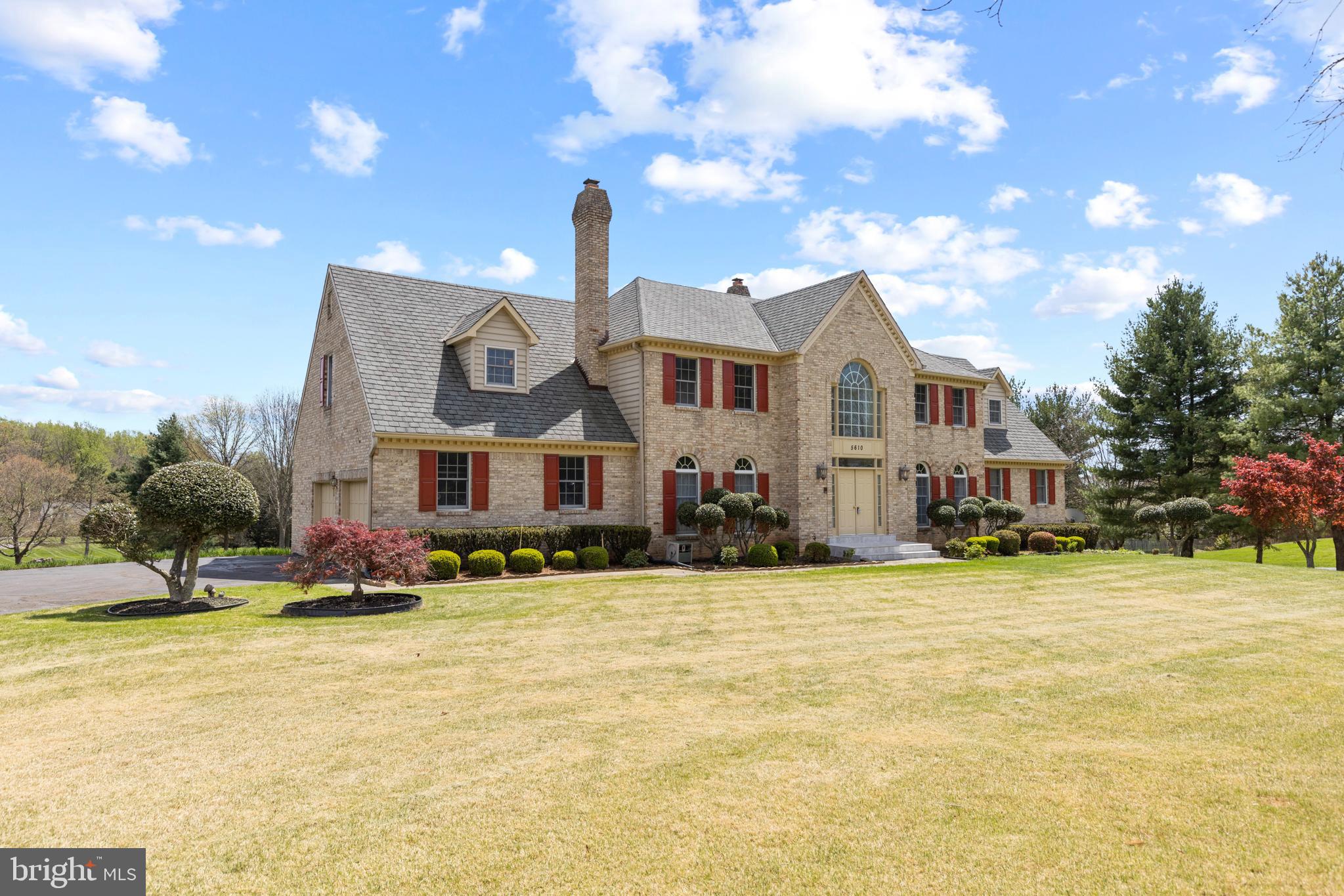 5610 Griffith Farm Road Derwood, MD 20855 - Photo 3 of 35 Gallery Image 3