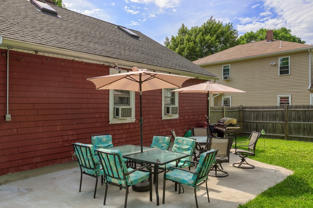 32 Silsbee Road North Andover, MA 01845 - Photo 21 of 26 Gallery Image 21