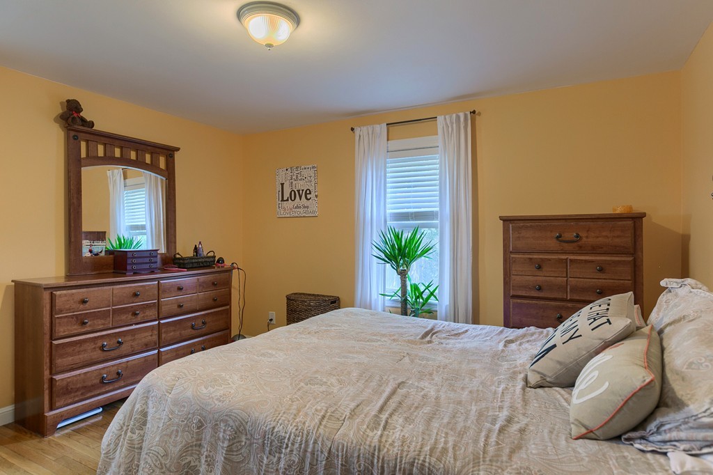 32 Silsbee Road North Andover, MA 01845 - Photo 9 of 26 Gallery Image 9