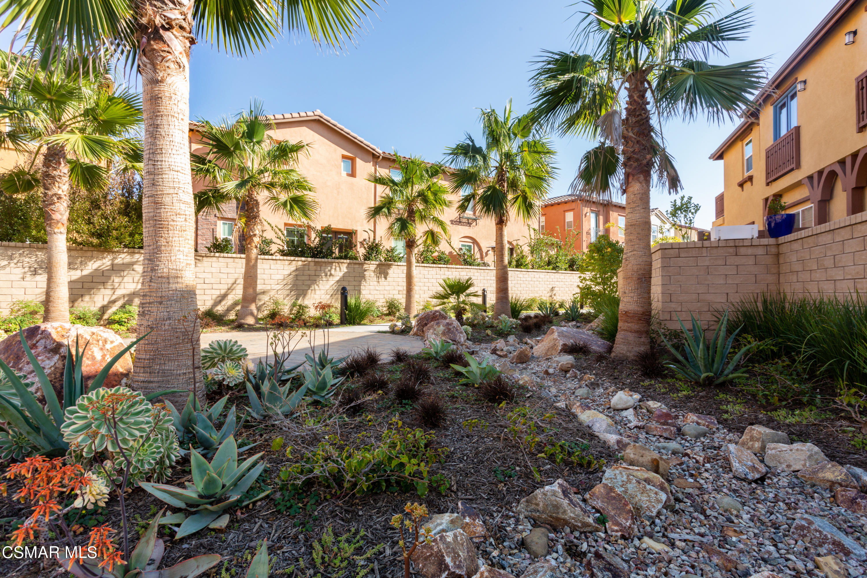 1620 Range Road Oxnard, CA 93036 - Photo 30 of 34 a view of a palm trees
