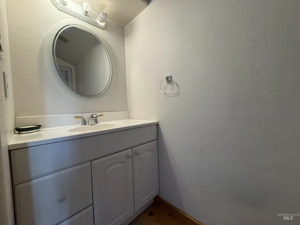 $649,900 | 4454 North 1325 East, Buhl, ID 83316