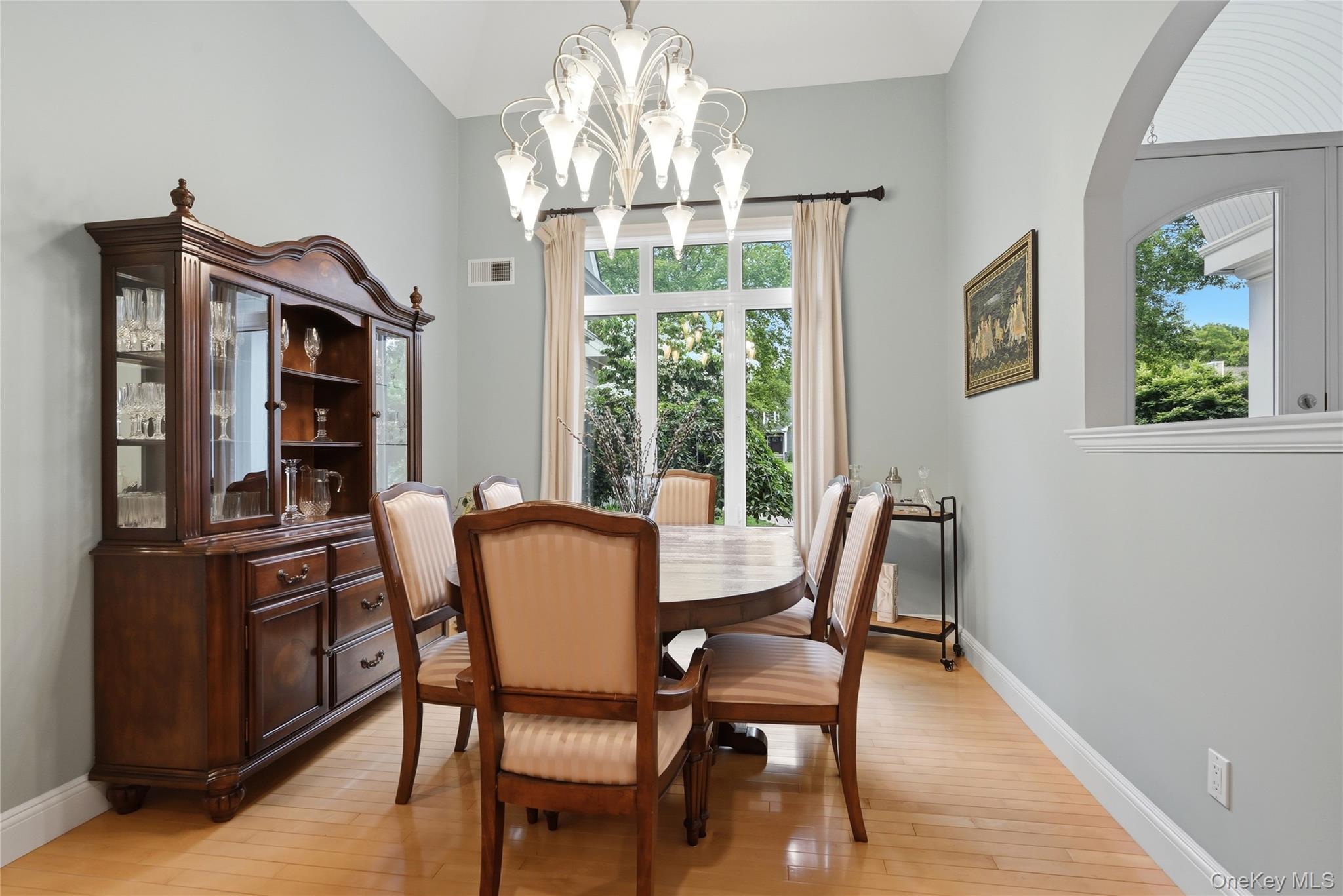 58 S Path Calverton, NY 11933 - Photo 4 of 50