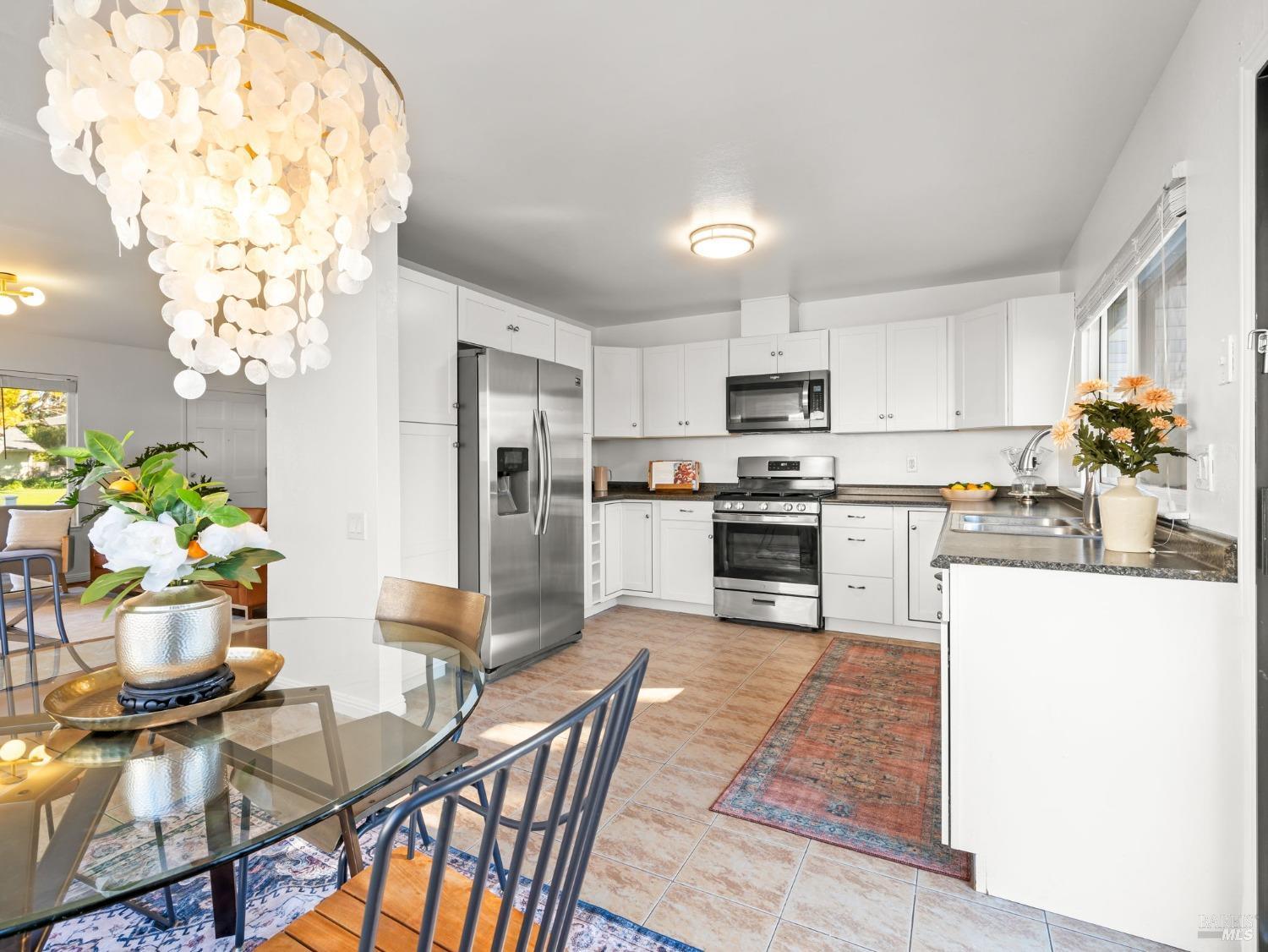 512 Myrtle Avenue Rohnert Park, CA 94928 - Photo 14 of 41 Gallery Image 14