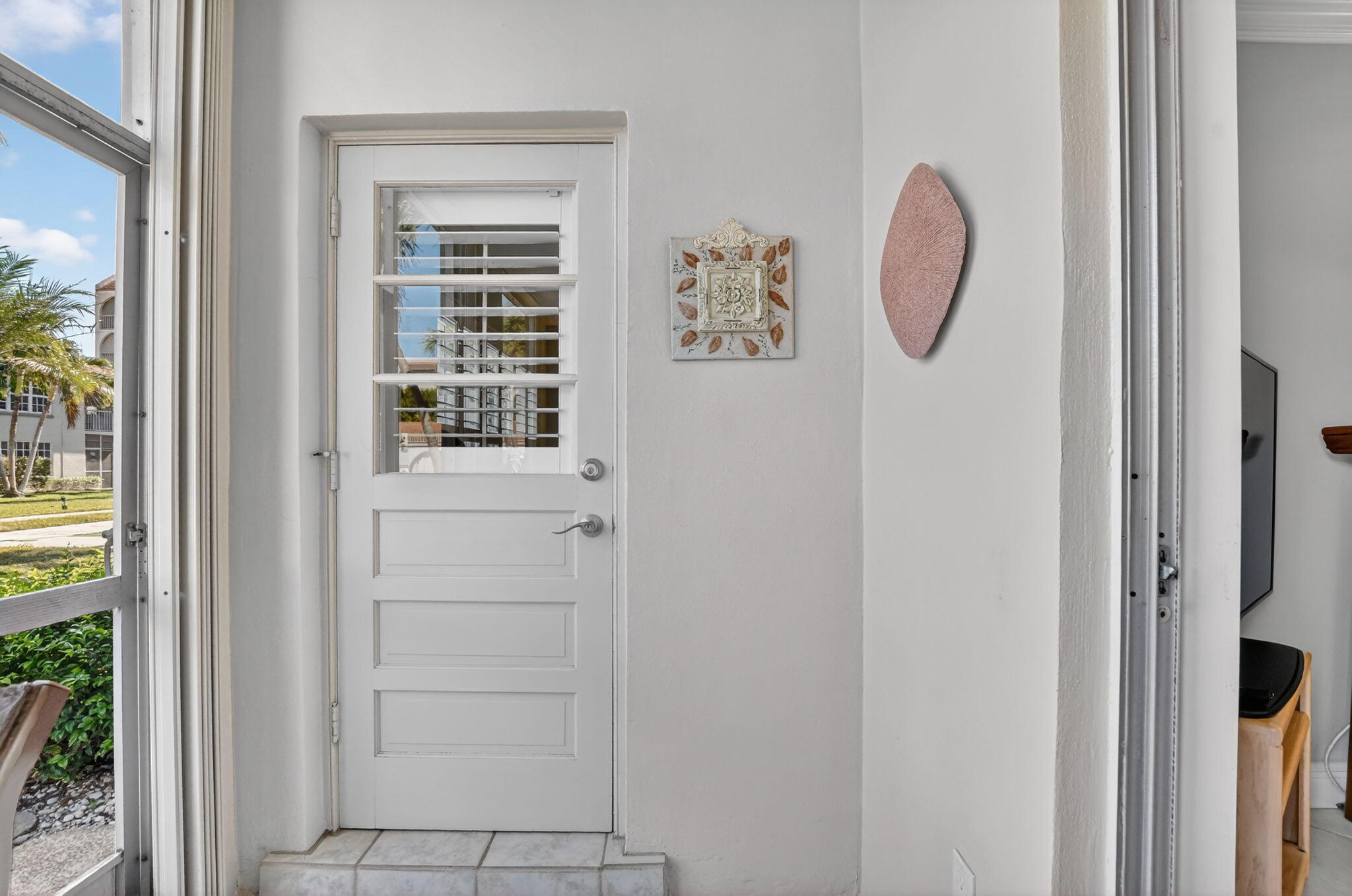 250 Northeast 20th Street, Unit 1300 Boca Raton, FL 33431 - Photo 25 of 38 25-web-or-mls-DSC_7913