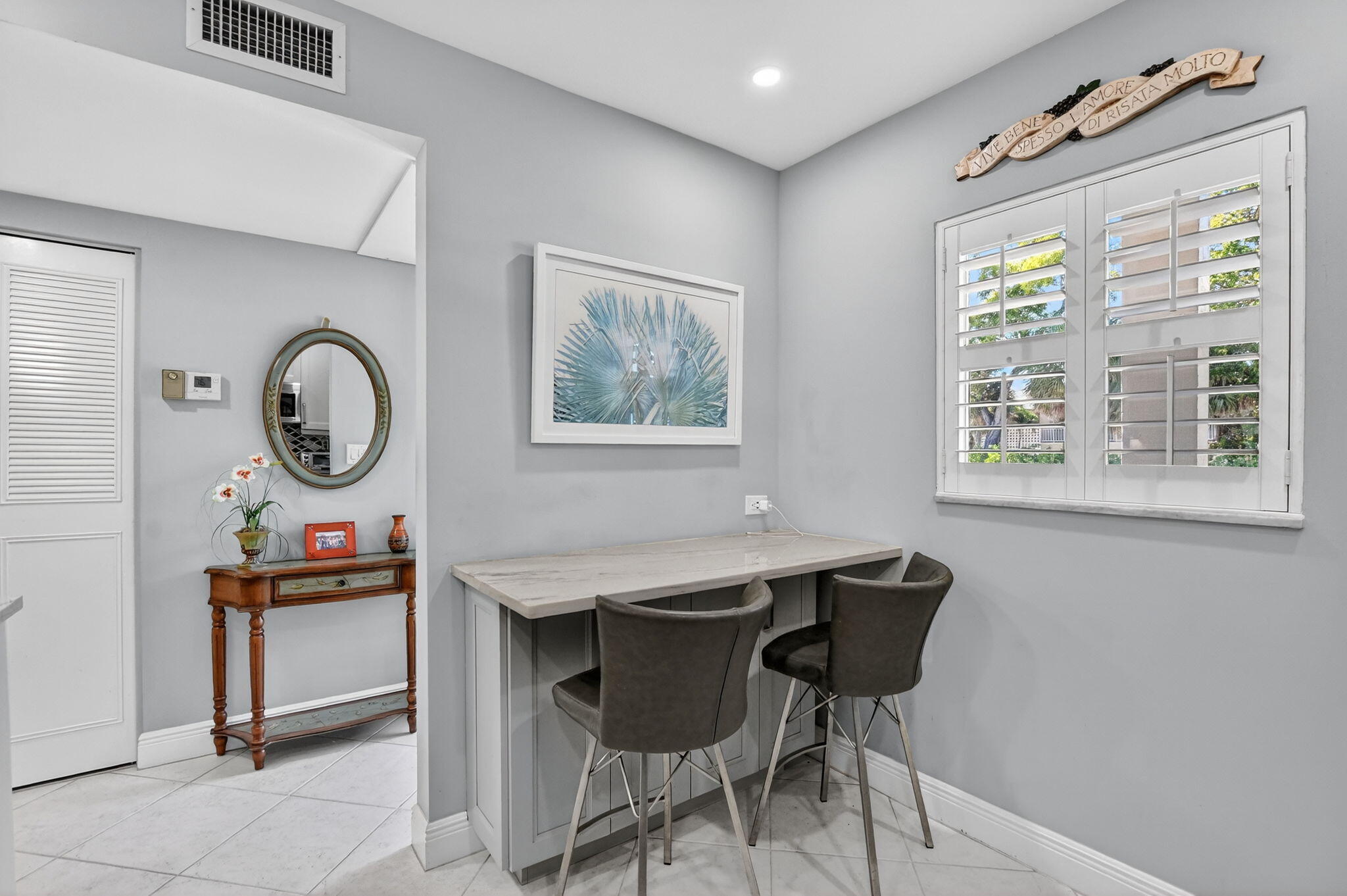 250 Northeast 20th Street, Unit 1300 Boca Raton, FL 33431 - Photo 8 of 38 8-web-or-mls-DSC_7849