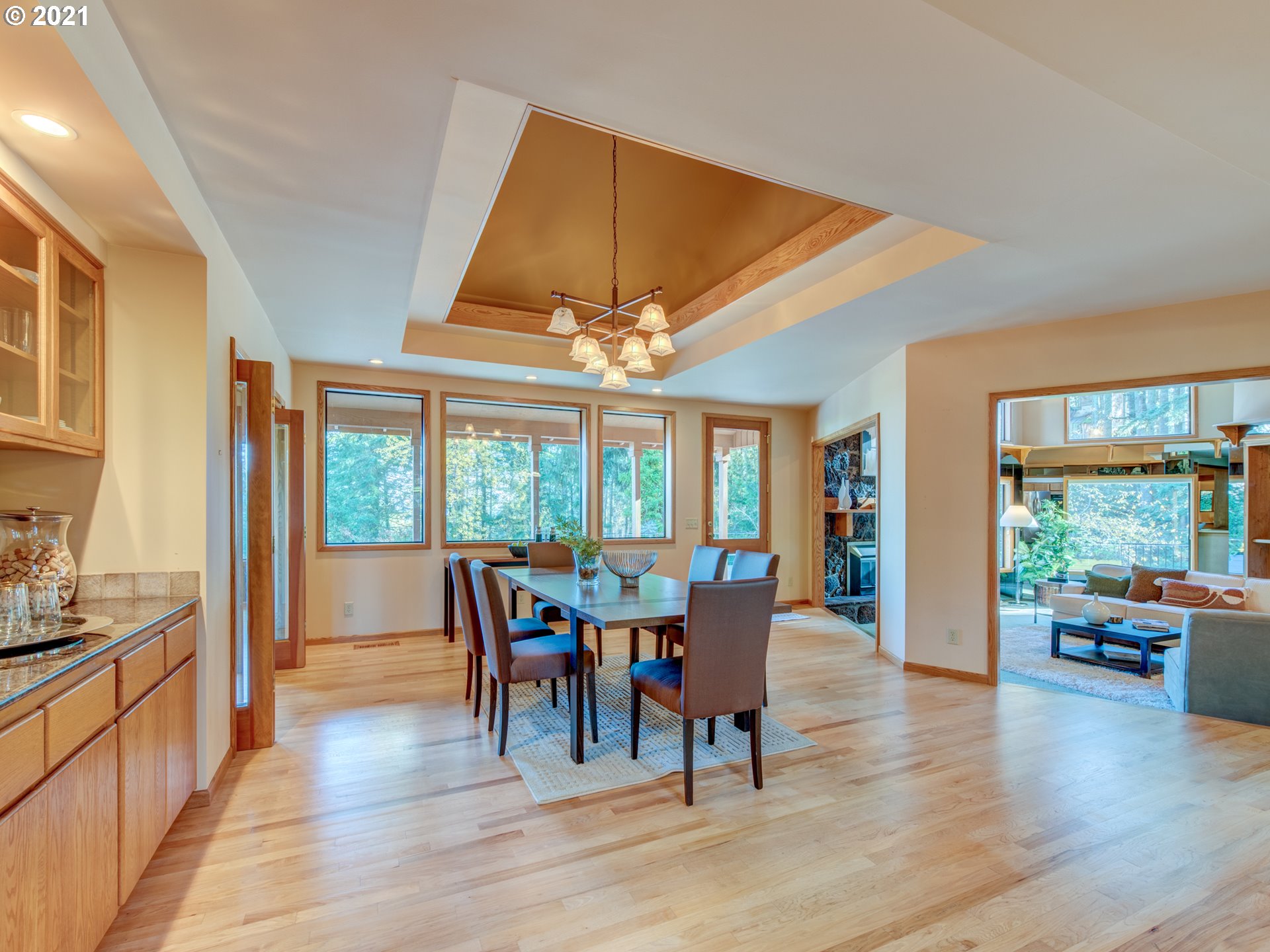 31434 Fox Hollow Road Eugene, OR 97405 - Photo 9 of 31 Gallery Image 9