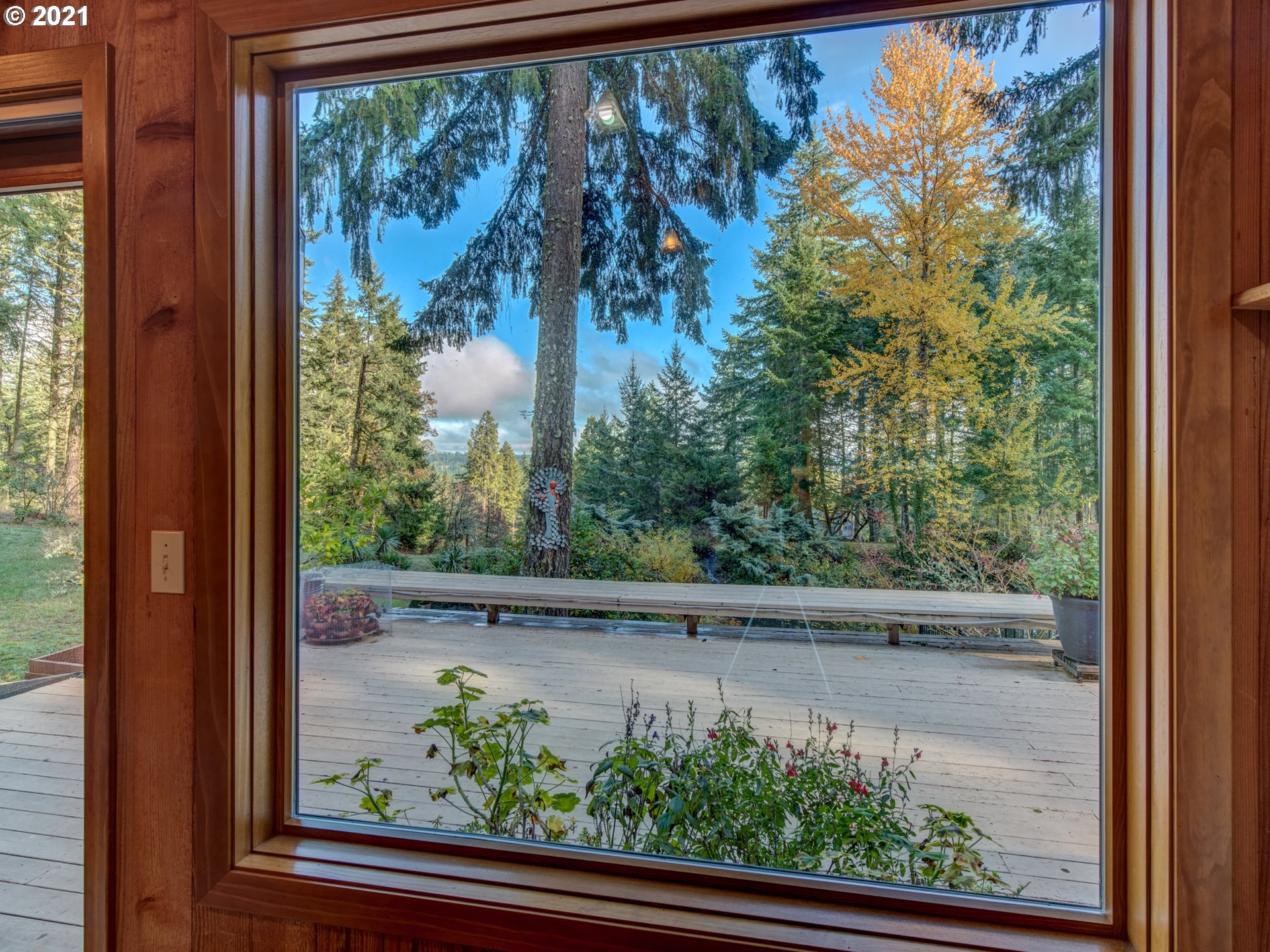 31434 Fox Hollow Road Eugene, OR 97405 - Photo 10 of 31 Gallery Image 10
