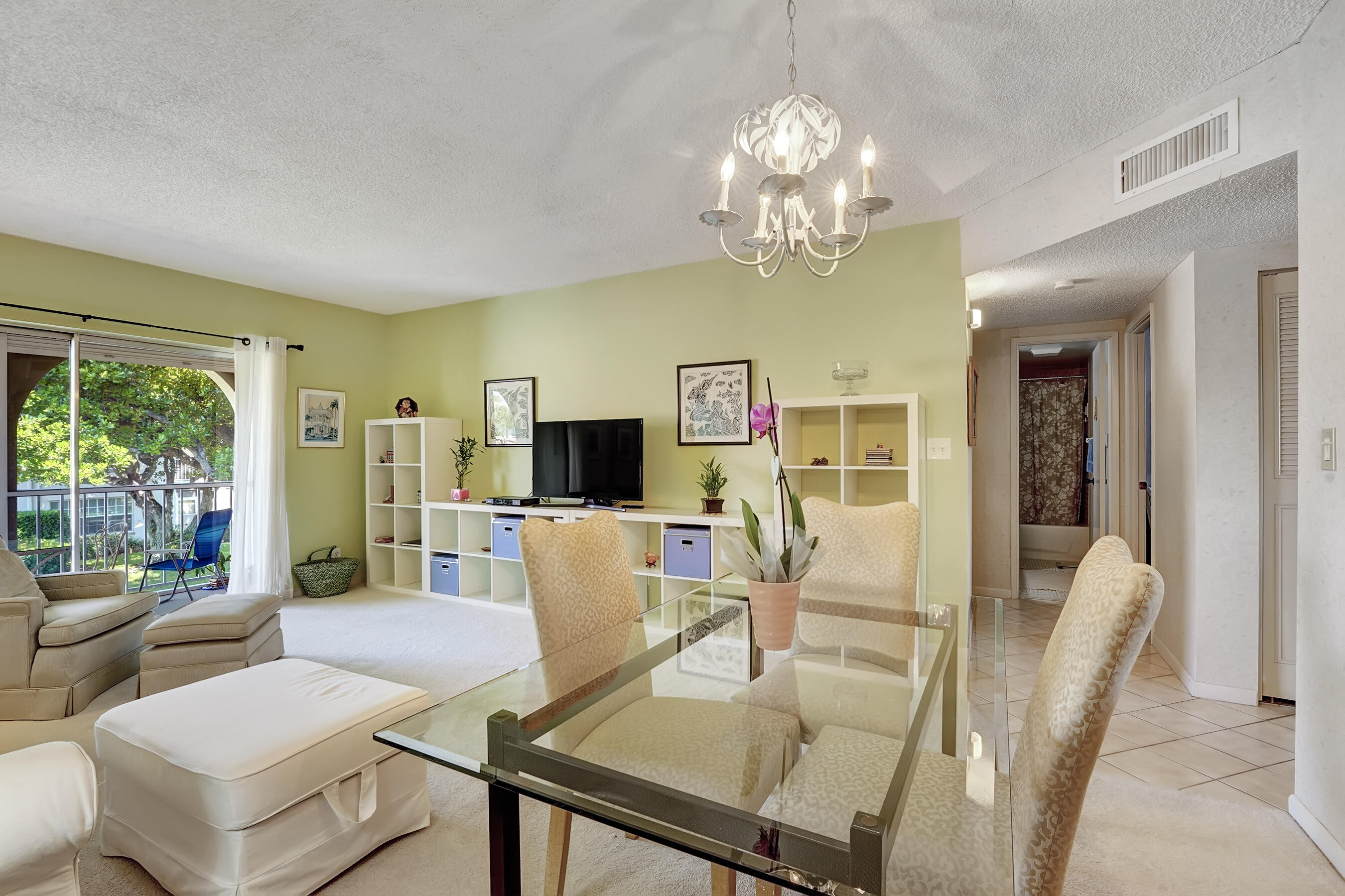 250 Northeast 20th Street, Unit 210 Boca Raton, FL 33431 - Photo 8 of 25 Dining