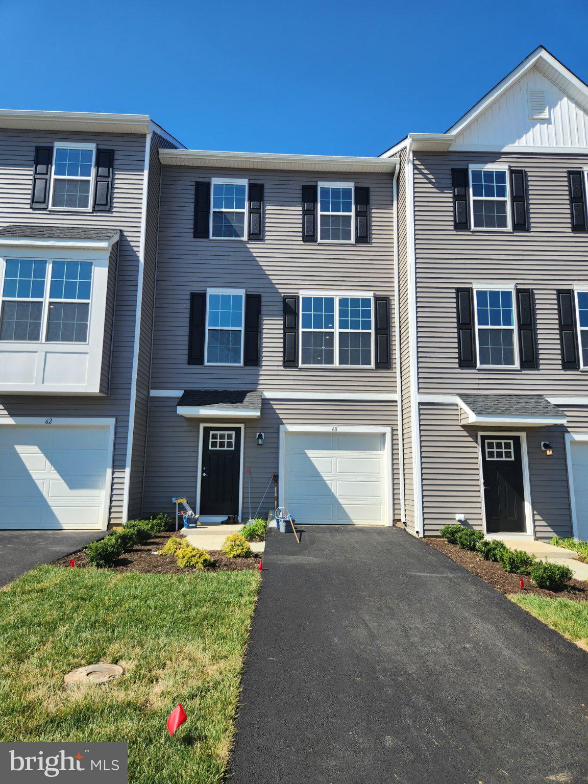 Charming townhouse with modern appeal.