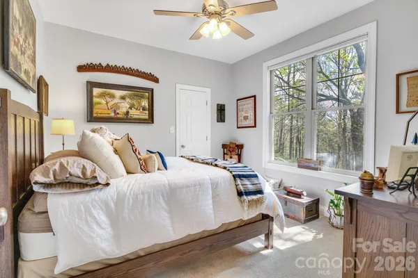 $599,000 | 112 Wren Court, Lake Lure, NC 28746