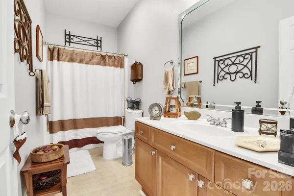 $599,000 | 112 Wren Court, Lake Lure, NC 28746