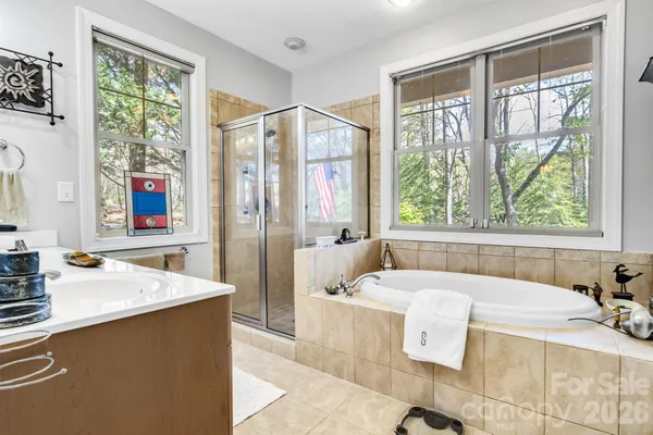 $599,000 | 112 Wren Court, Lake Lure, NC 28746