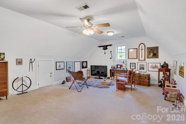 $599,000 | 112 Wren Court, Lake Lure, NC 28746