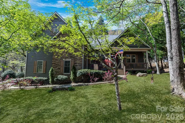 $599,000 | 112 Wren Court, Lake Lure, NC 28746