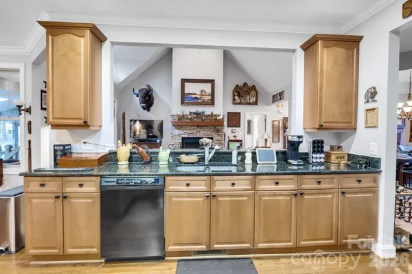 $599,000 | 112 Wren Court, Lake Lure, NC 28746