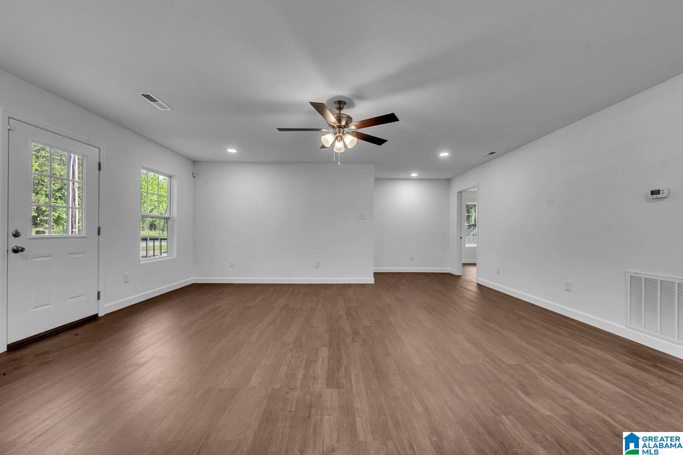 306 Empire Road Sumiton, AL 35148 - Photo 12 of 28