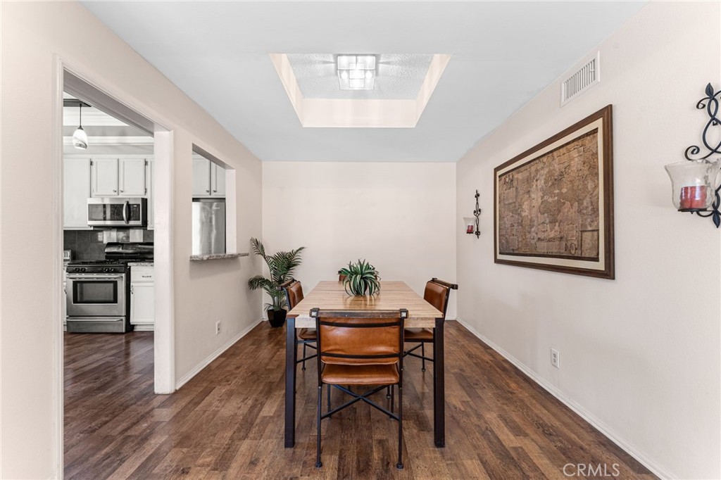 424 Walker Road San Dimas, CA 91773 - Photo 8 of 23 Dining area