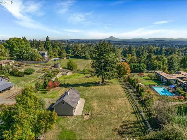$1,349,000 | 1270 Southwest Englewood Drive, Lake Oswego, OR 97034