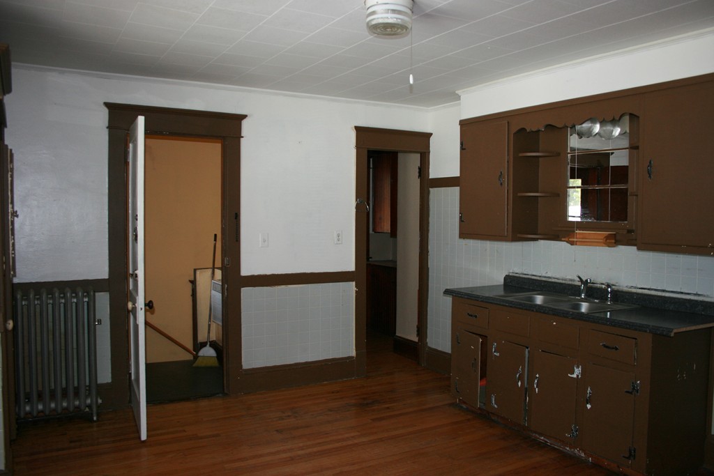 113 Norfolk Street Springfield, MA 01109 - Photo 17 of 33 Gallery Image 17