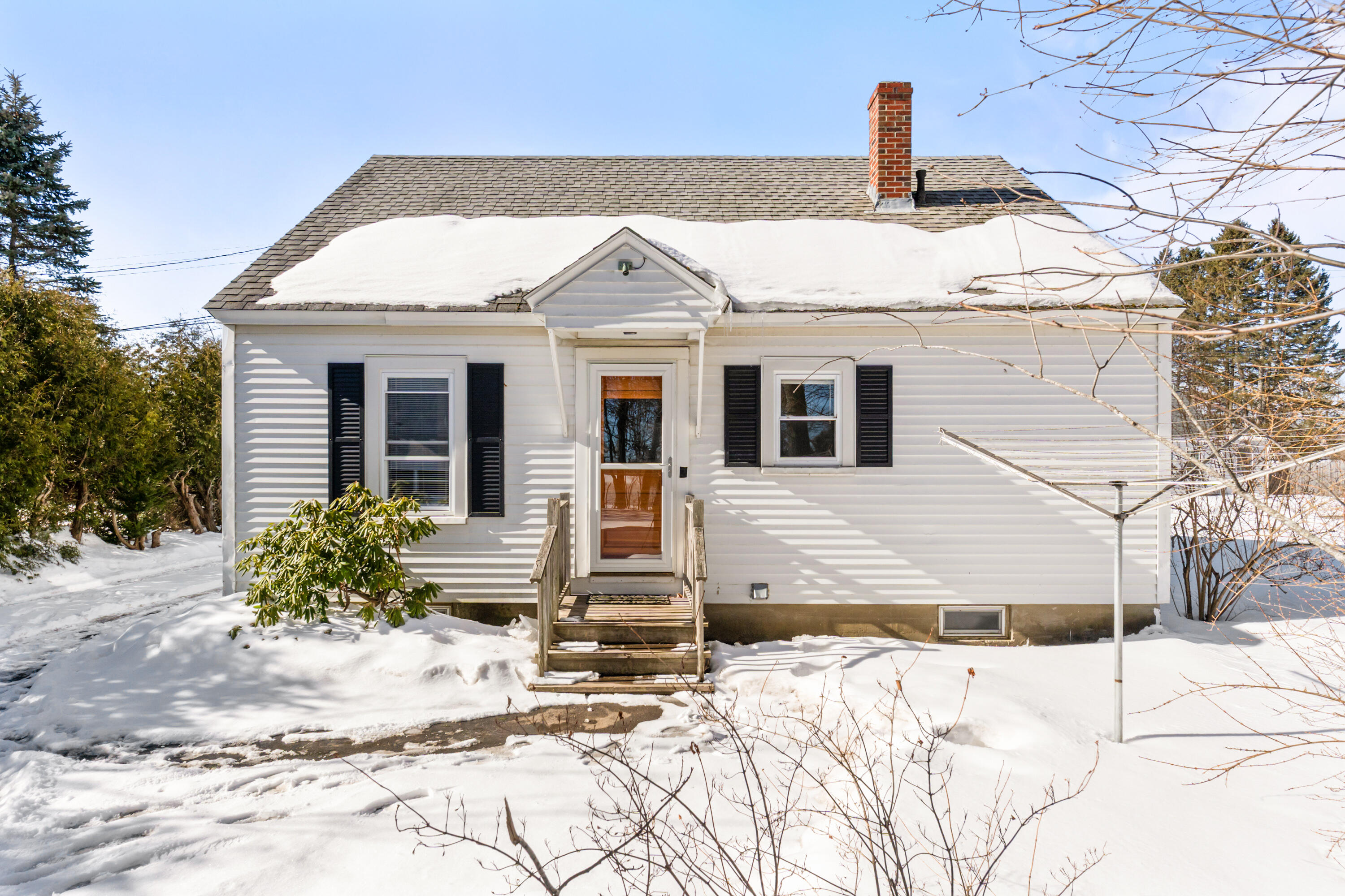 11 Kennison Street Augusta, ME 04330 - Photo 4 of 56 11 Kennison St_0102