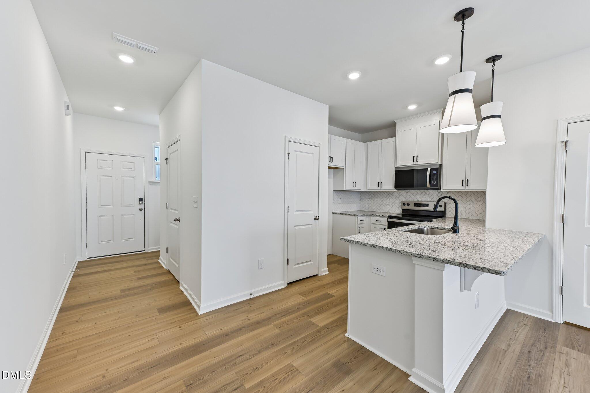 3019 Chrys Street Durham, NC 27704 - Photo 14 of 46 14-web-or-mls-Chrys St-S0205-014