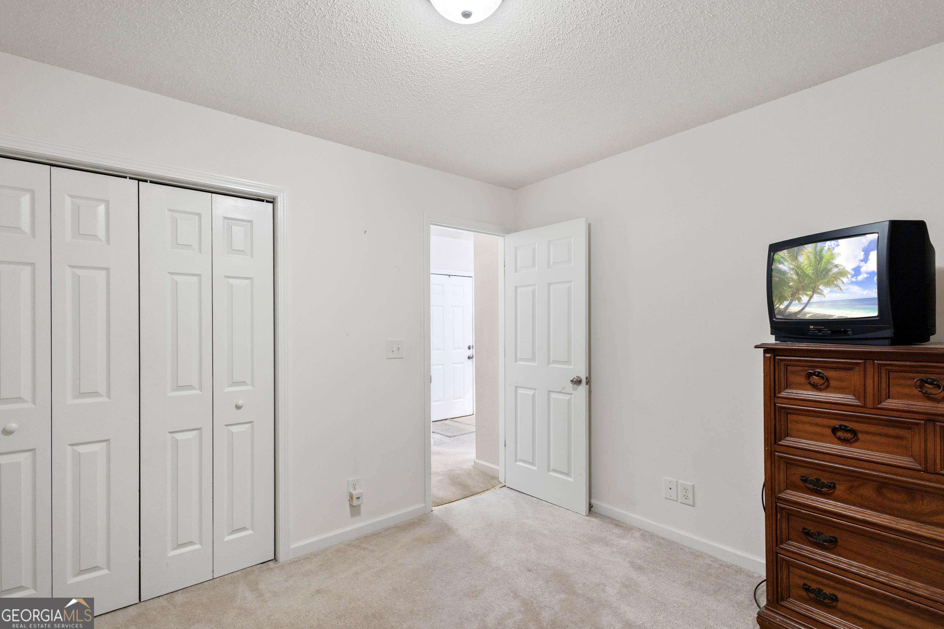 1275 Ross St Lane Macon, GA 31201 - Photo 13 of 20 wooden floor in an empty room
