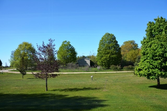 10769 Deal Road Williamsburg, MI 49690 - Photo 12 of 25 1816876-11.JPG