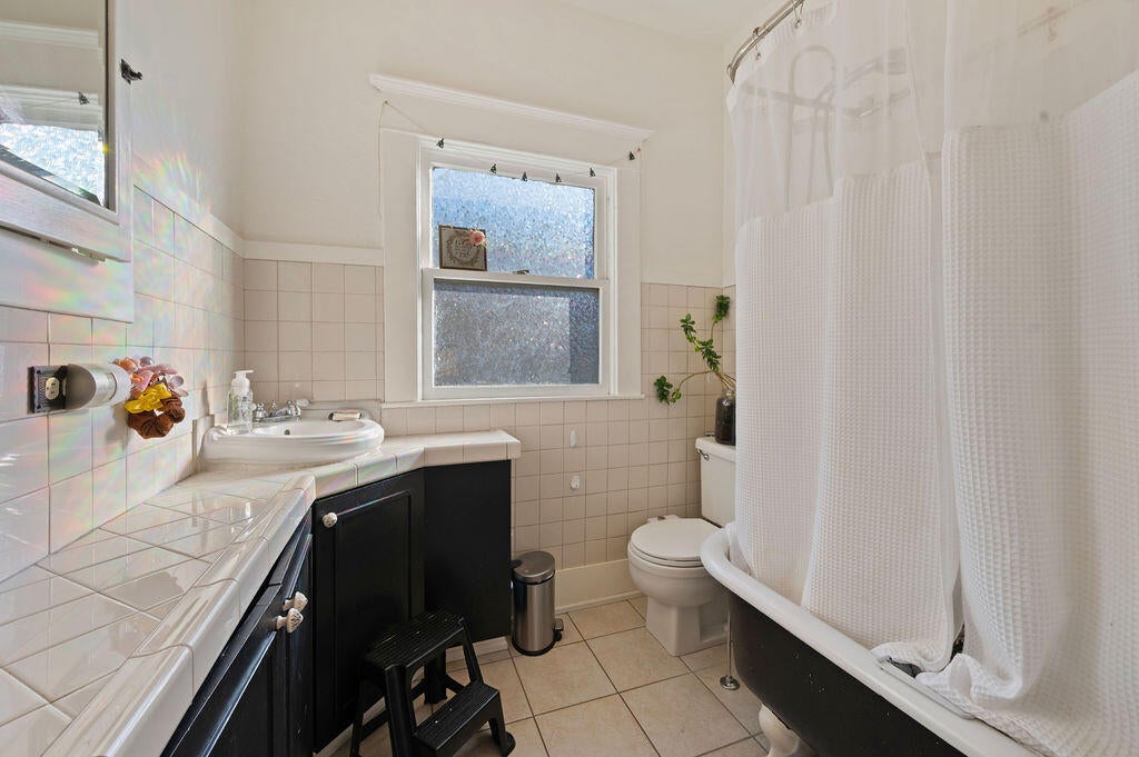 237 Jefferson Street Klamath Falls, OR 97601 - Photo 15 of 29 DSC_1562