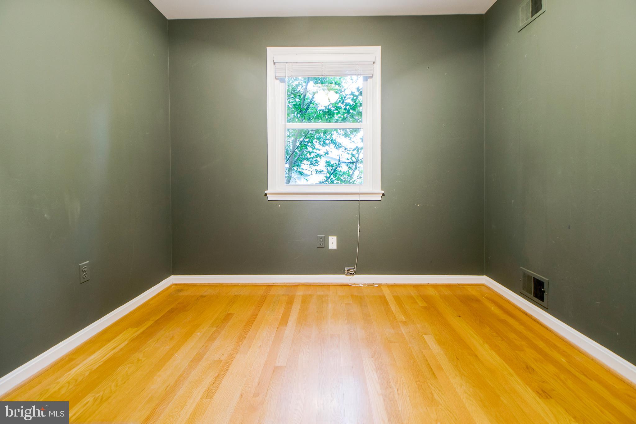 2301 Musgrove Road Silver Spring, MD 20904 - Photo 7 of 11