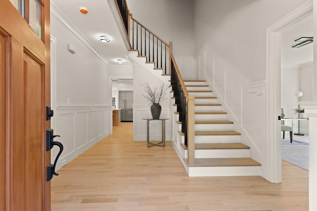 21 Columbus Street Lexington, MA 02421 - Photo 3 of 42