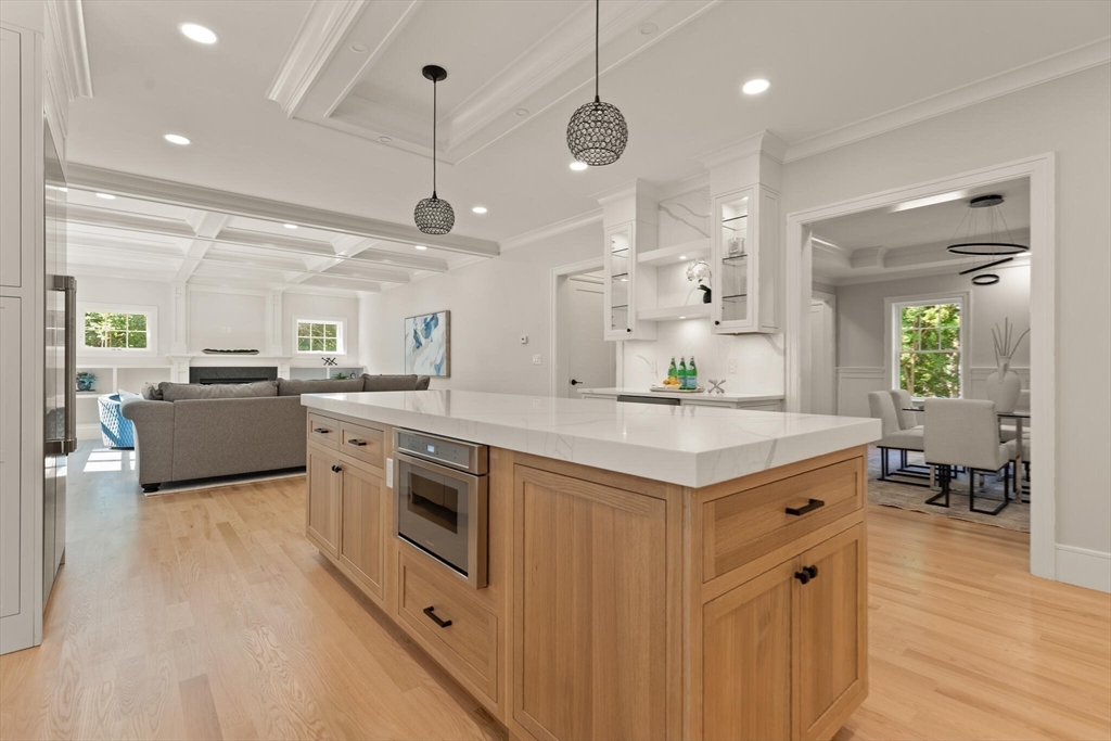 21 Columbus Street Lexington, MA 02421 - Photo 9 of 42