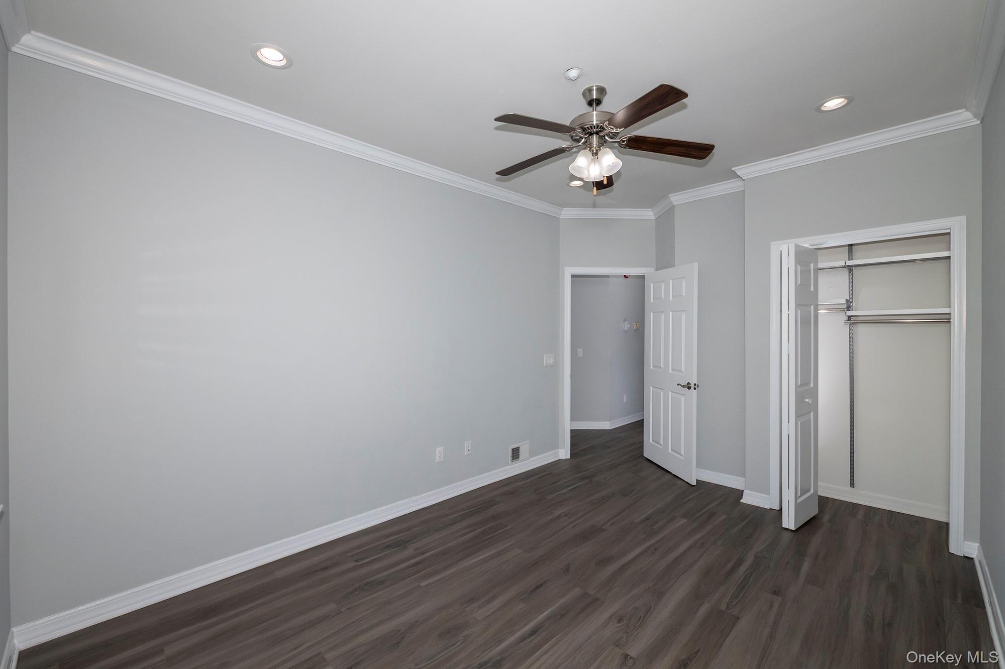 216 Centre Court, Unit 216 Medford, NY 11763 - Photo 9 of 12