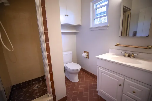 a view of empty room with front door
