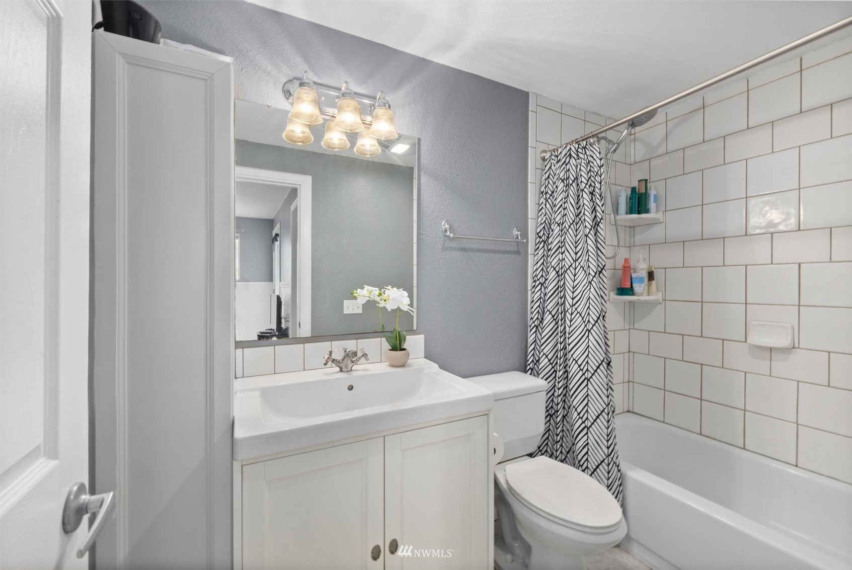 7740 196th Street Southwest, Unit 12 Edmonds, WA 98026 - Photo 20 of 28 Gallery Image 20