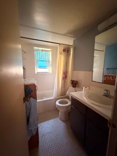 8110 Habakka Road Lithia, FL 33547 - Photo 12 of 15