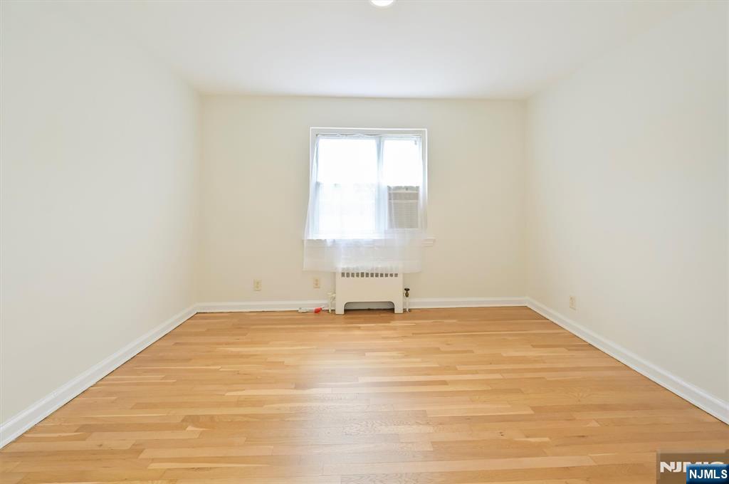 461 Heath Place, Unit 23 Hackensack, NJ 07601 - Photo 13 of 28