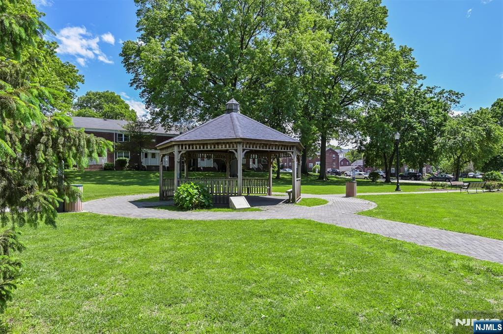 461 Heath Place, Unit 23 Hackensack, NJ 07601 - Photo 26 of 28