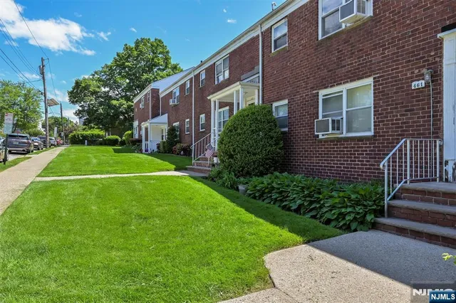 $299,000 | 461 Heath Place, Unit 23, Hackensack, NJ 07601