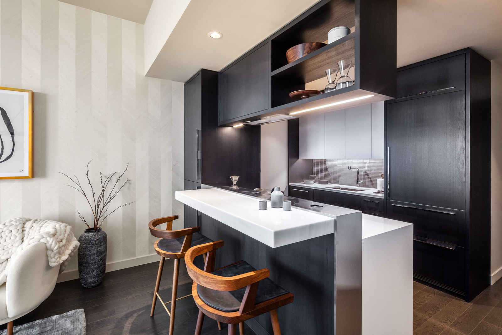 252 South Street, Unit 73B Manhattan, NY 10002 - Photo 6 of 35 a dining room with furniture and a mirror