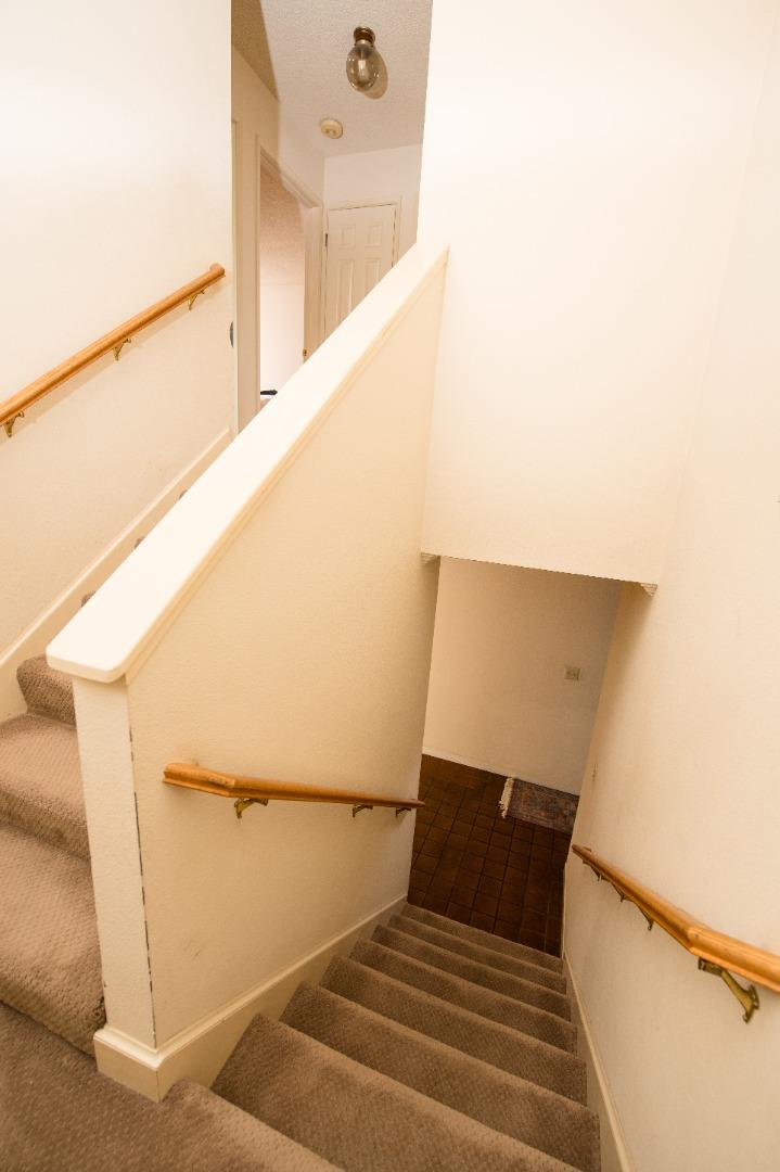 134 Nissen Road, Unit 2 Salinas, CA 93901 - Photo 24 of 27 a view of entryway